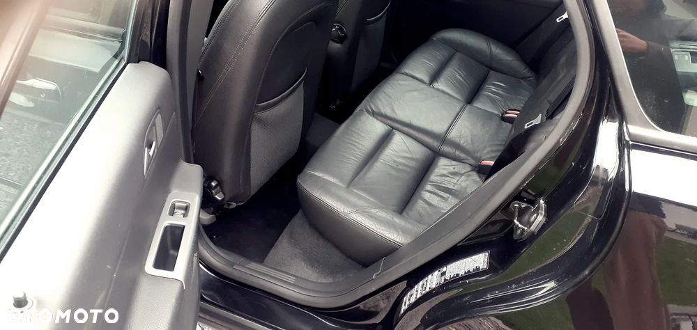 Volvo S40 1.8 Momentum - 25