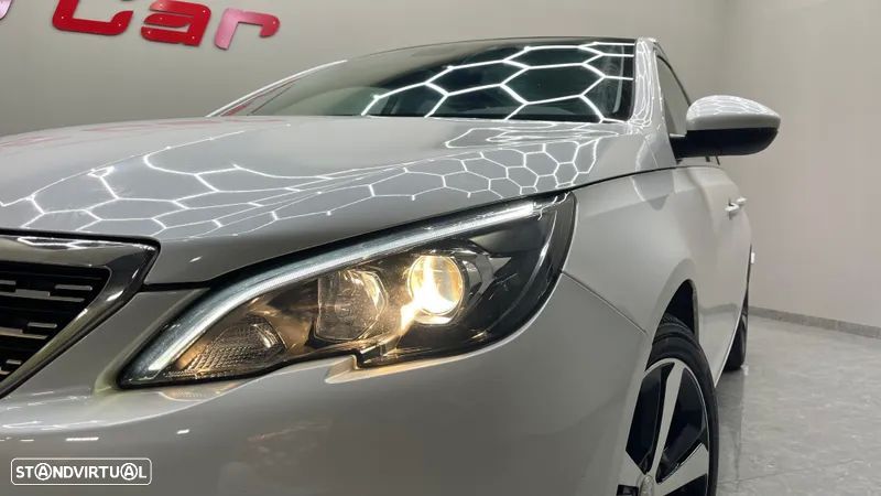 Peugeot 308 SW PureTech 130 Allure Pack - 12