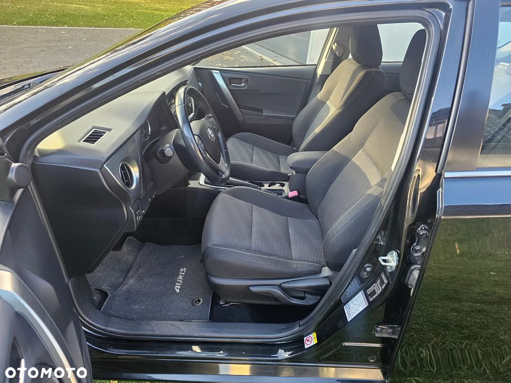 Toyota Auris 1.4 D-4D Luna - 22