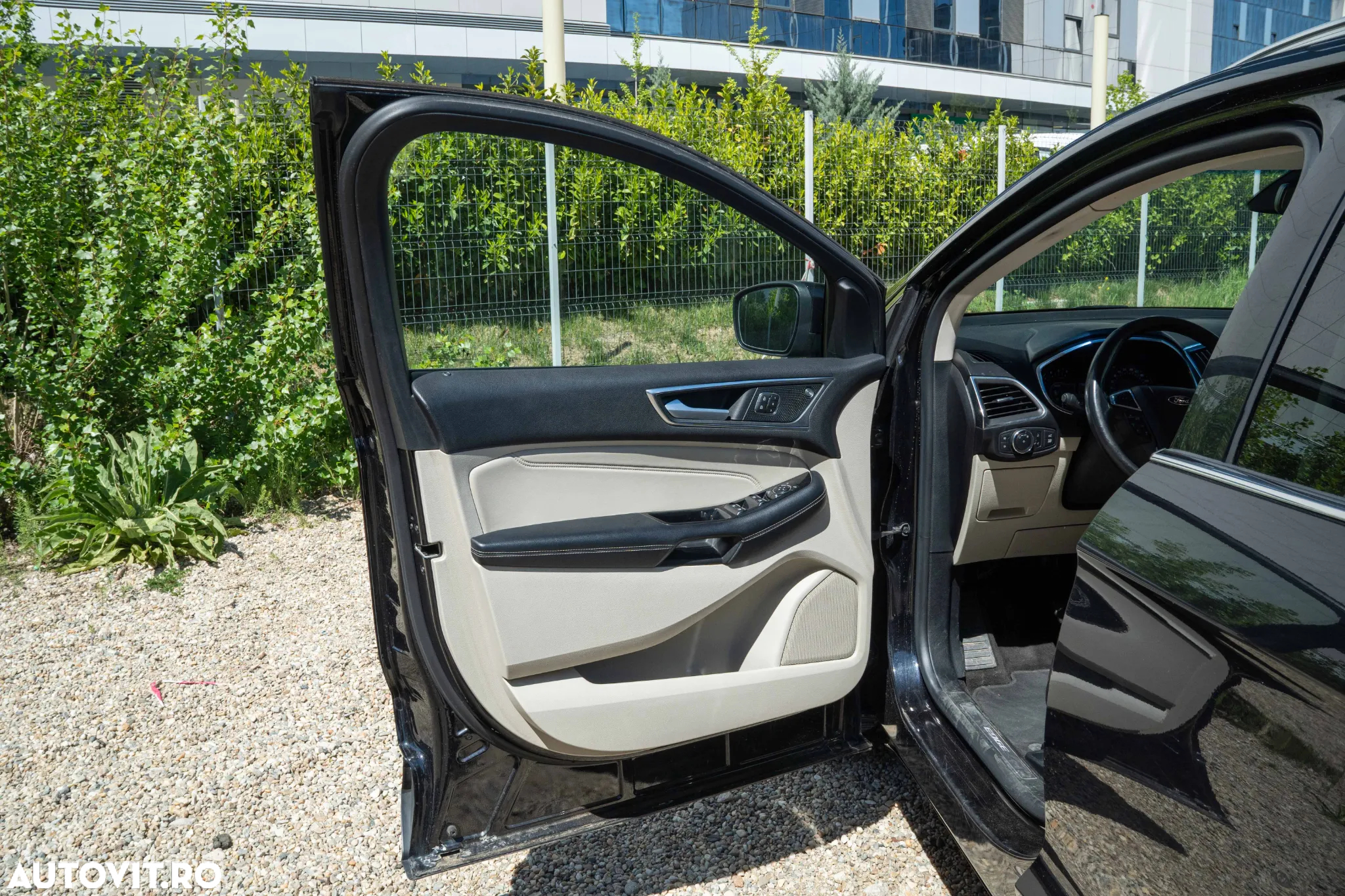 Ford Edge 2.0 Panther A8 AWD Titanium - 27