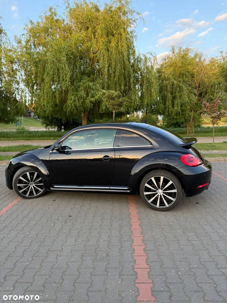 Volkswagen Beetle 1.6 TDI - 1