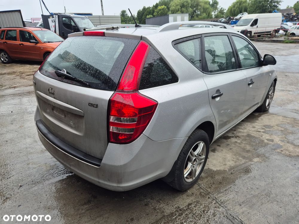 KIA CEED  2.0 CRDI LAK 9S CZESCI NA CZESCI - 4