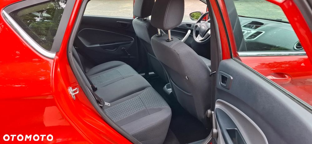 Ford Fiesta 1.4 Titanium - 13