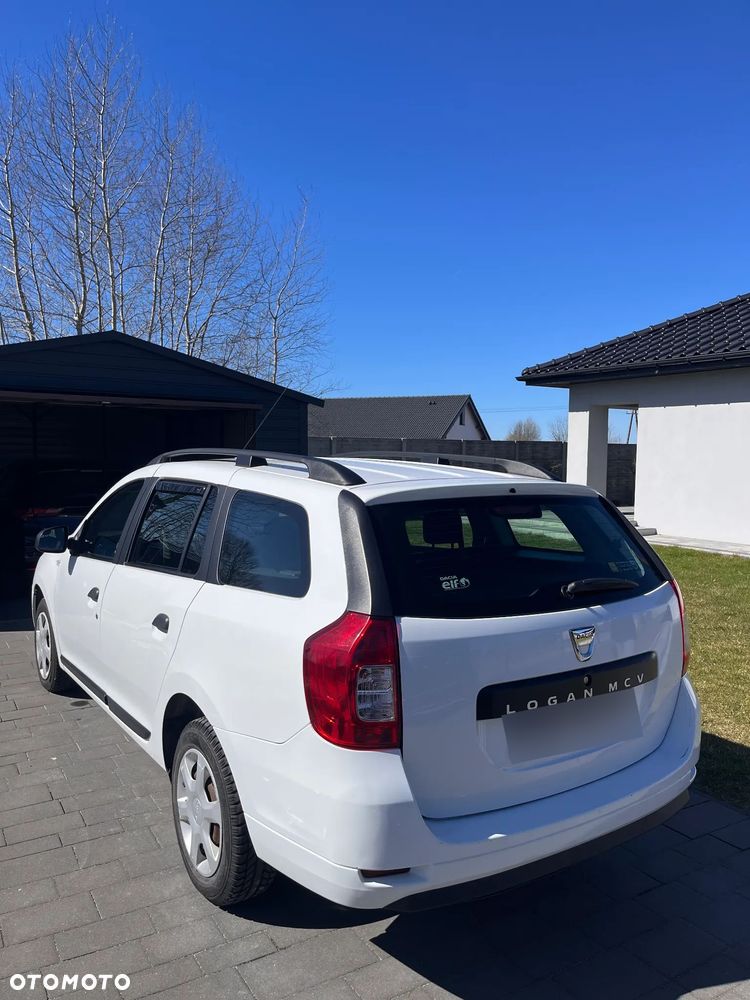 Dacia Logan 0.9 TCE Laureate S&S EU6 - 3