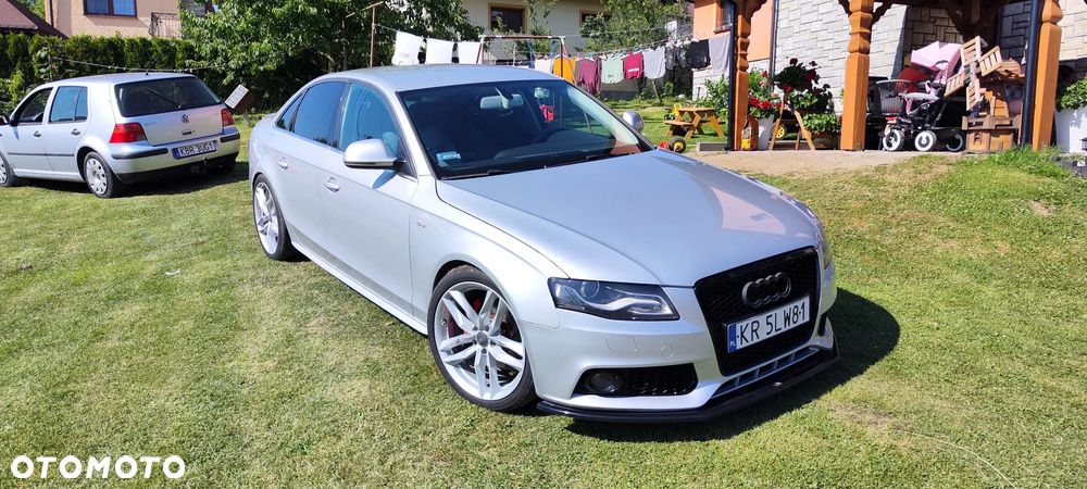 Audi A4 - 1
