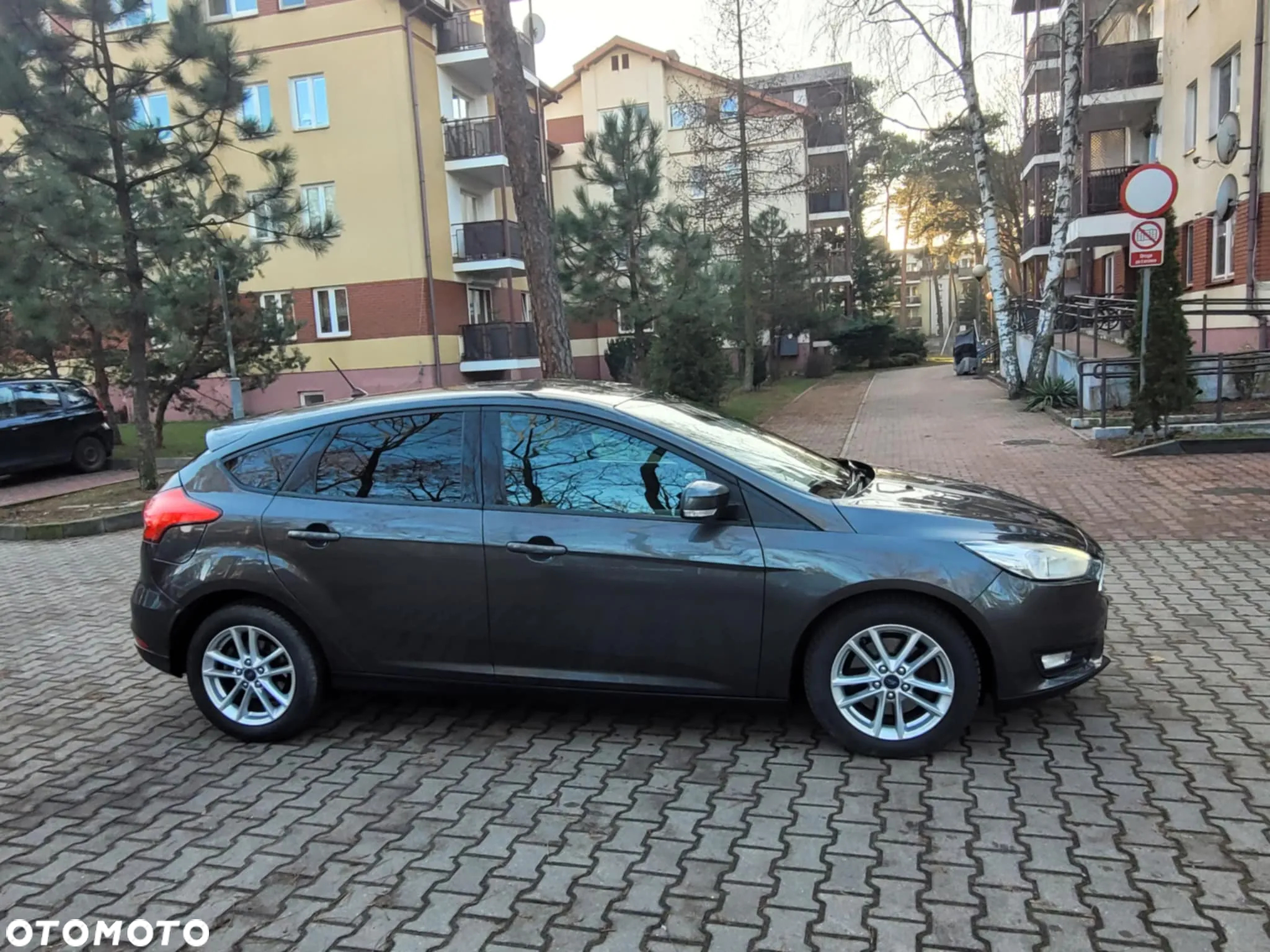 Ford Focus 1.5 EcoBoost Trend ASS - 4