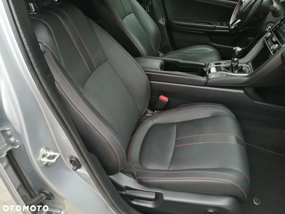 Honda Civic 1.0 i-VTEC Turbo Dynamic Limited Edition - 29