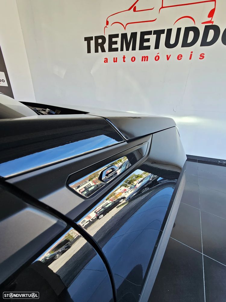 Peugeot e-2008 Allure Pack - 30