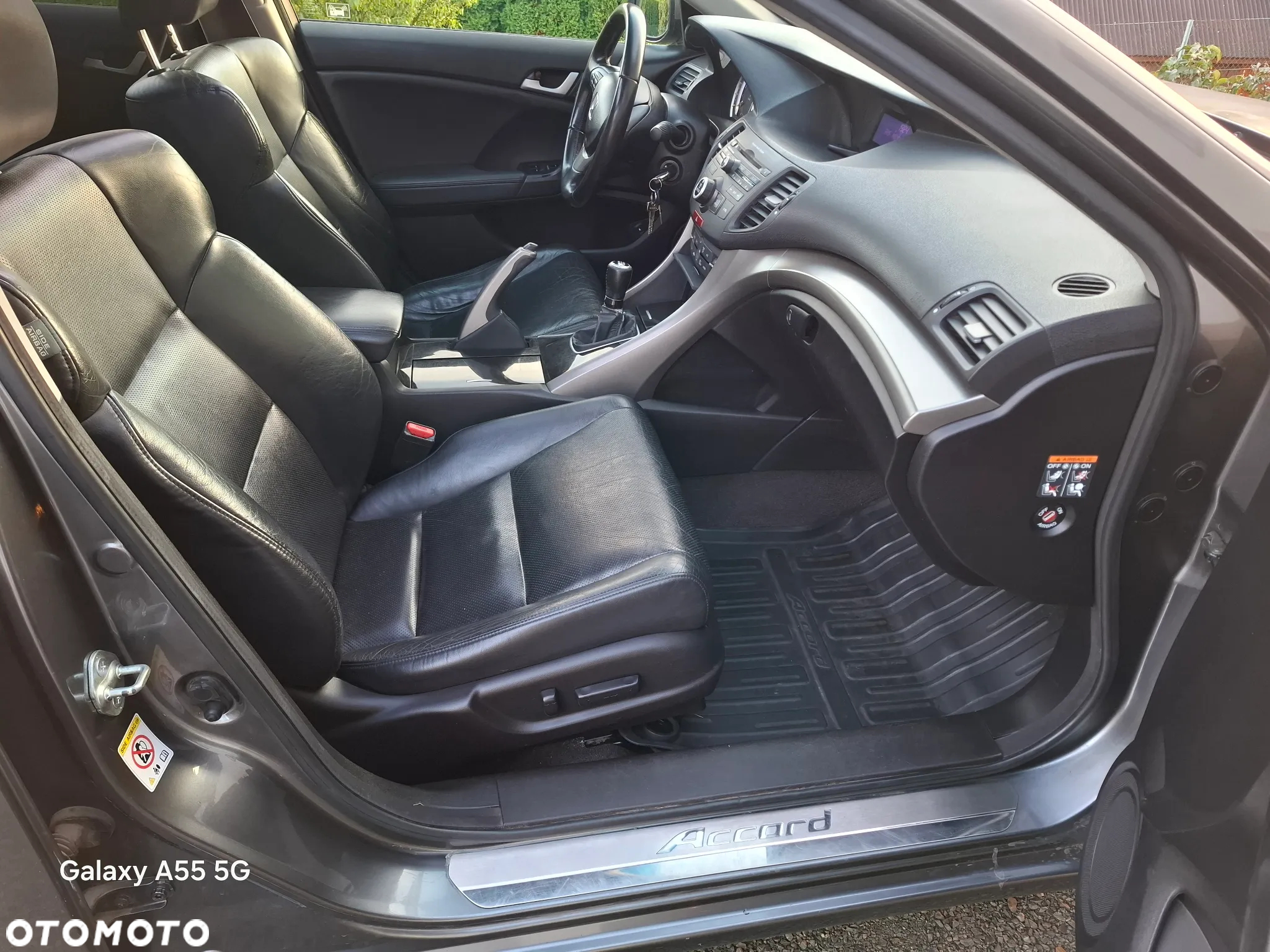 Honda Accord 2.0 Executive - 22