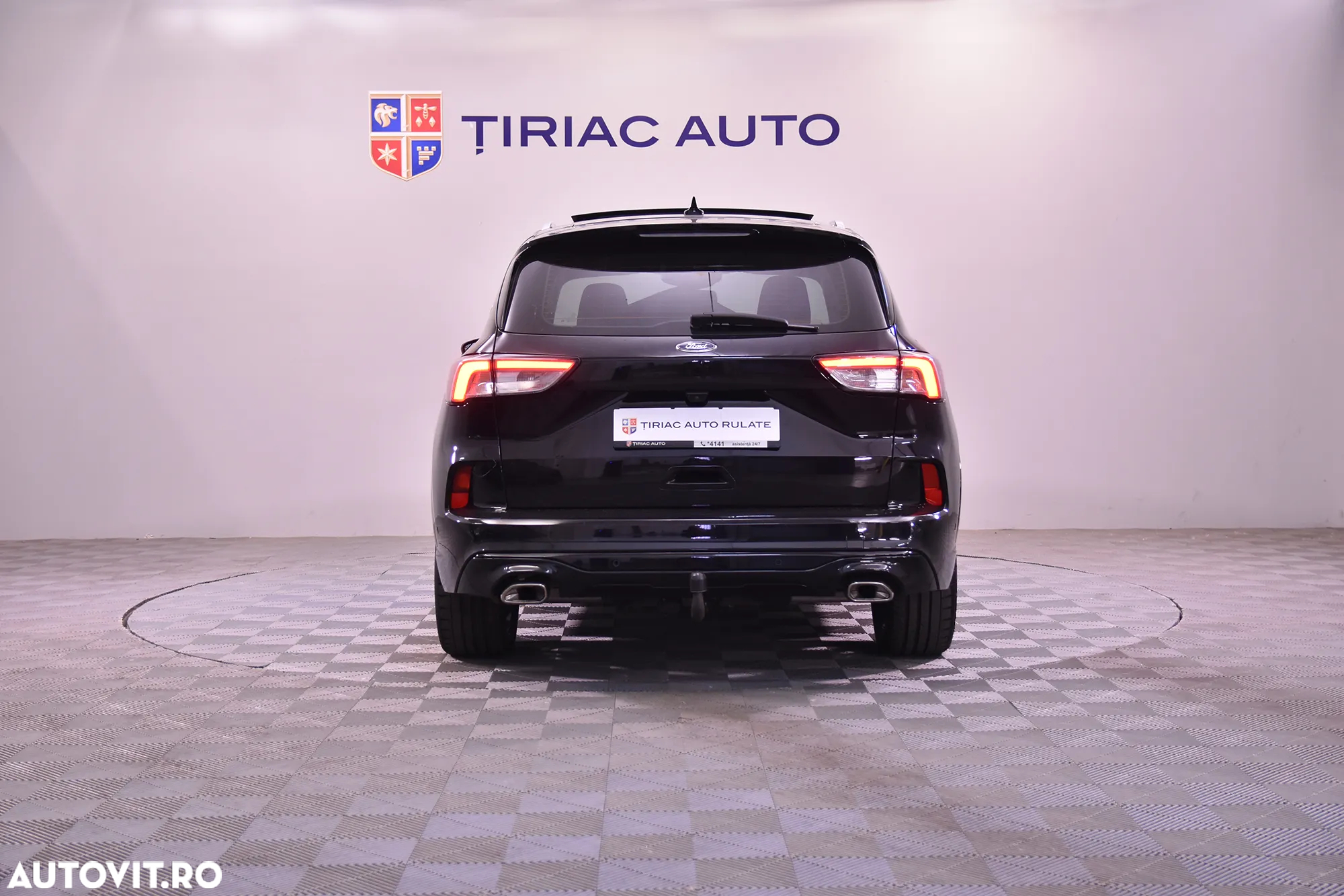 Ford Kuga 2.5 Duratec FHEV FWD Titanium - 4
