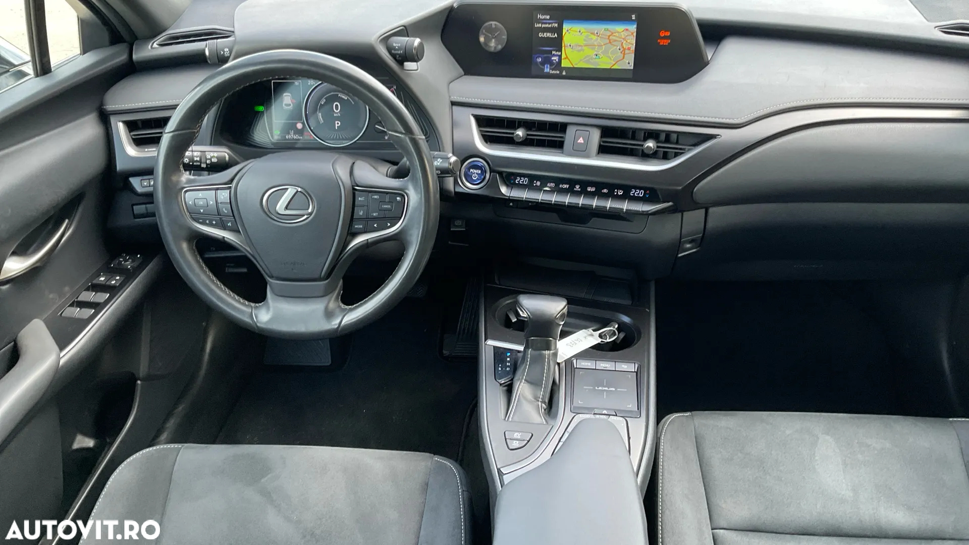 Lexus UX 250h Business Edition - 6
