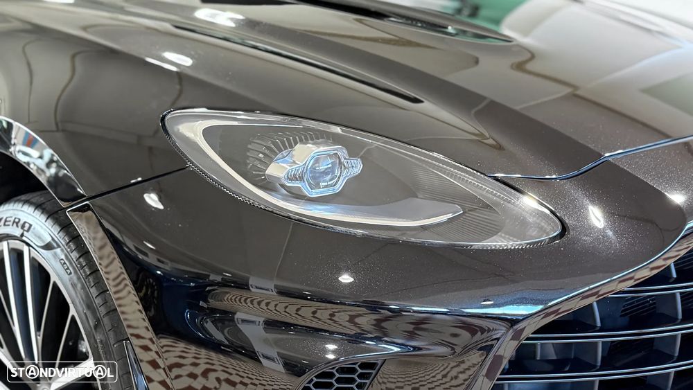 Aston Martin DBX 707 - 15