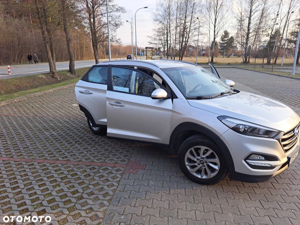 Hyundai Tucson blue 1.7 CRDi 2WD Style - 5