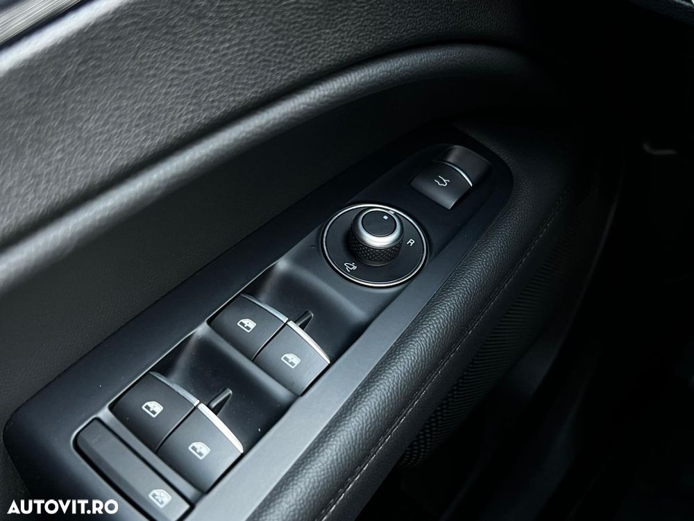 Alfa Romeo Stelvio - 23