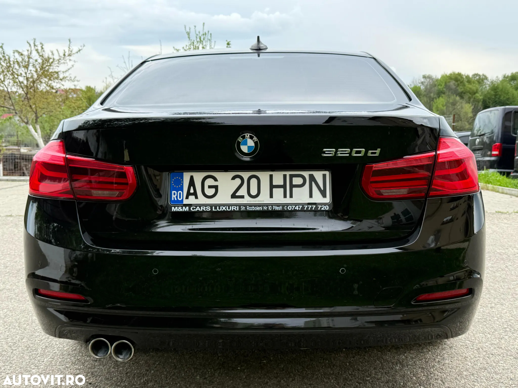 BMW Seria 3 320d Aut. Sport Line - 17