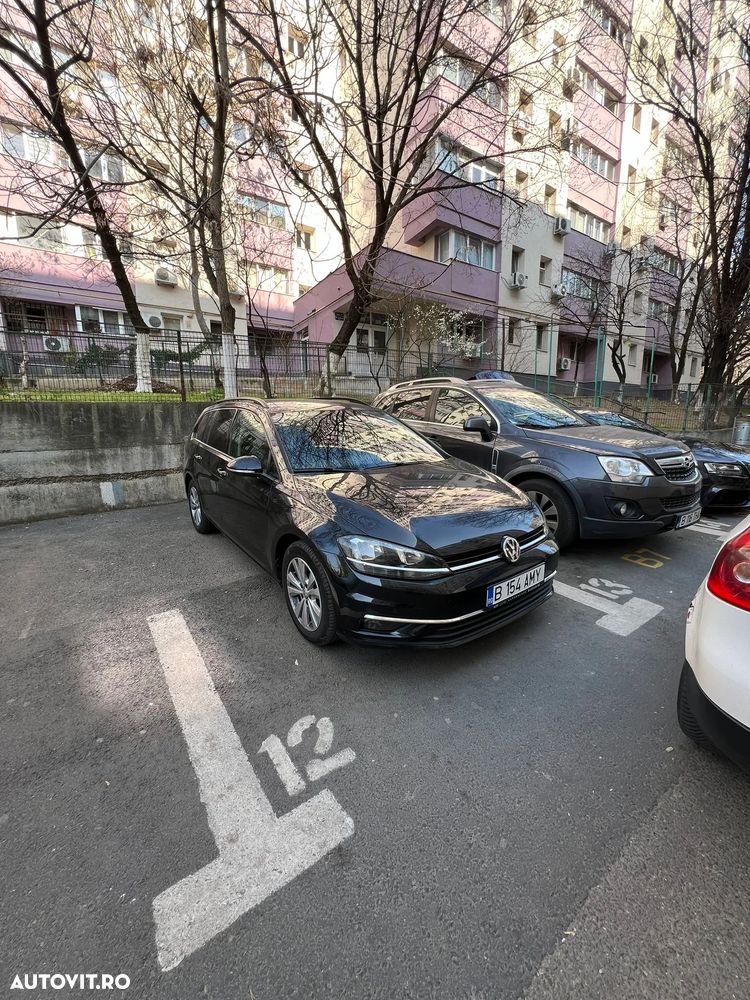 Volkswagen Golf 1.6 TDI Highline - 1