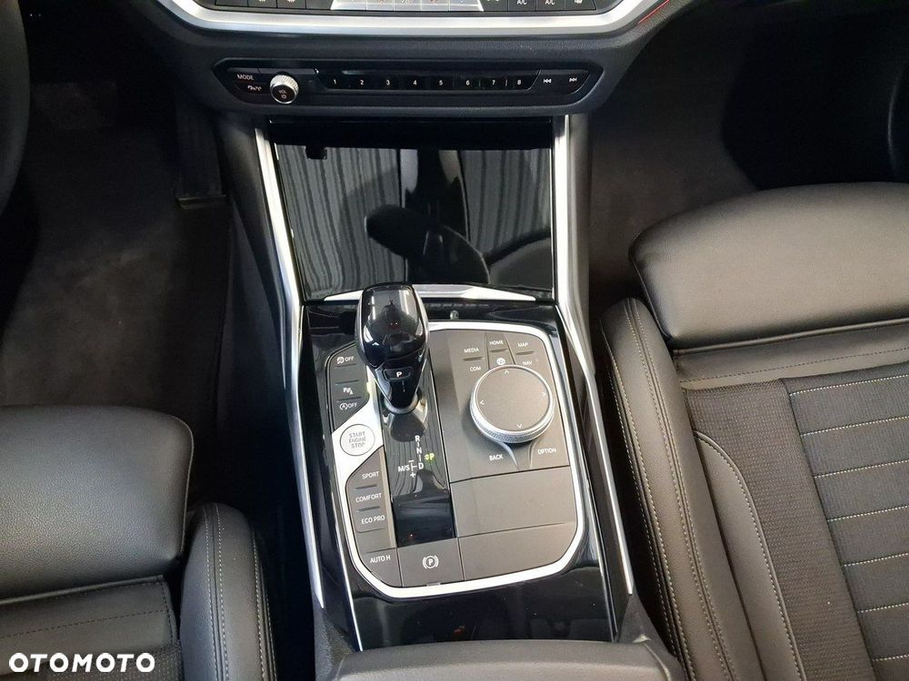 BMW Seria 3 - 23