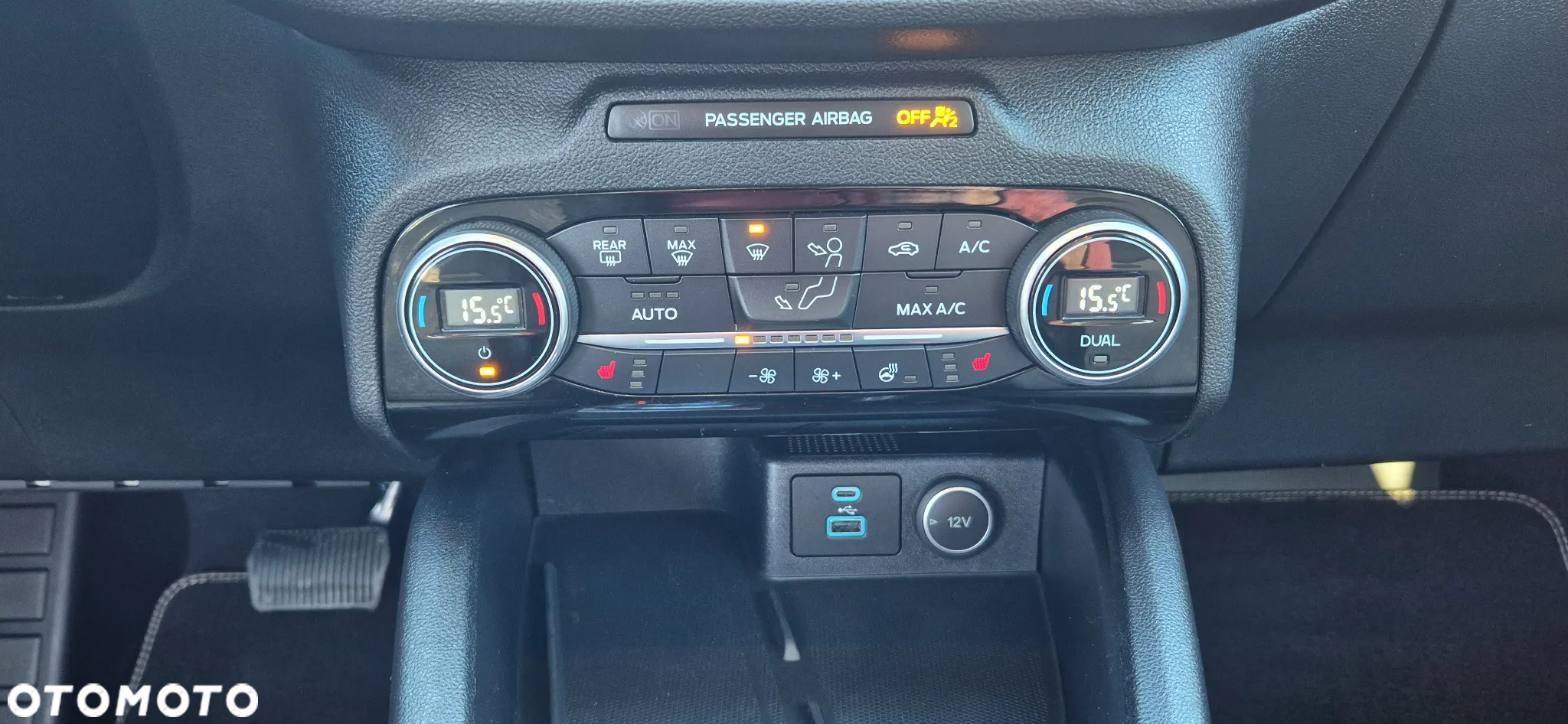 Ford Kuga 2.5 FHEV AWD Titanium - 25