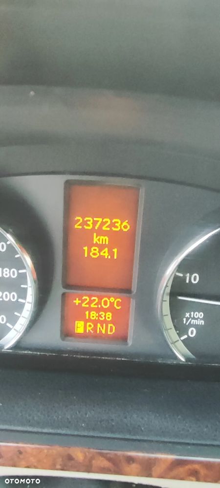 Mercedes-Benz Viano 2.8 CDI Ambiente (d³ugi) - 11
