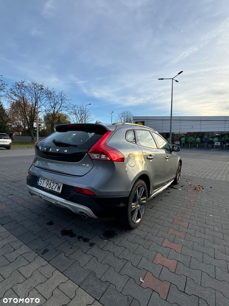 Volvo V40 Cross Country D3 Drive-E Momentum - 3