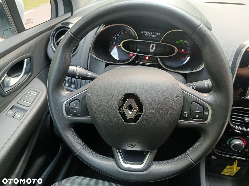 Renault Clio - 20
