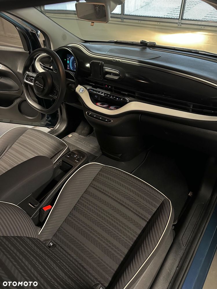 Fiat 500e Action - 18