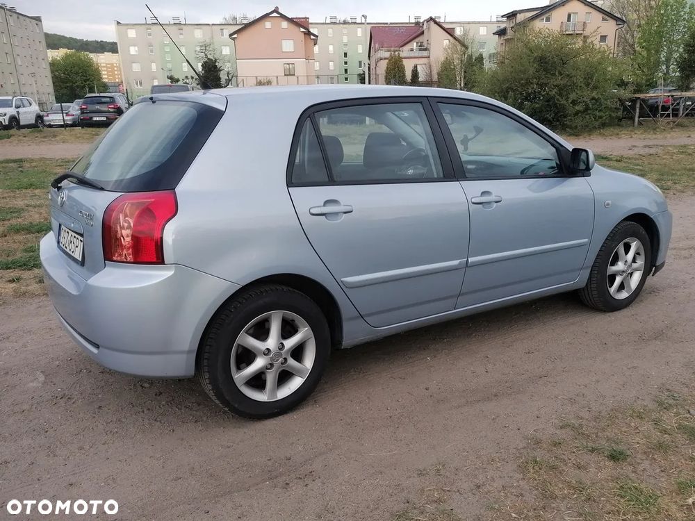 Toyota Corolla 1.4 D-4D Sol - 5