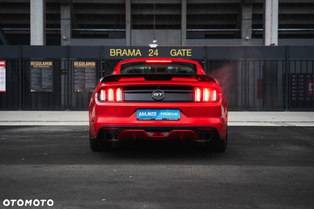 Ford Mustang - 19