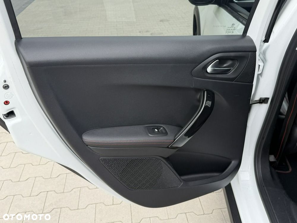 Peugeot 2008 PureTech 110 Stop&Start GT-Line Edition - 31