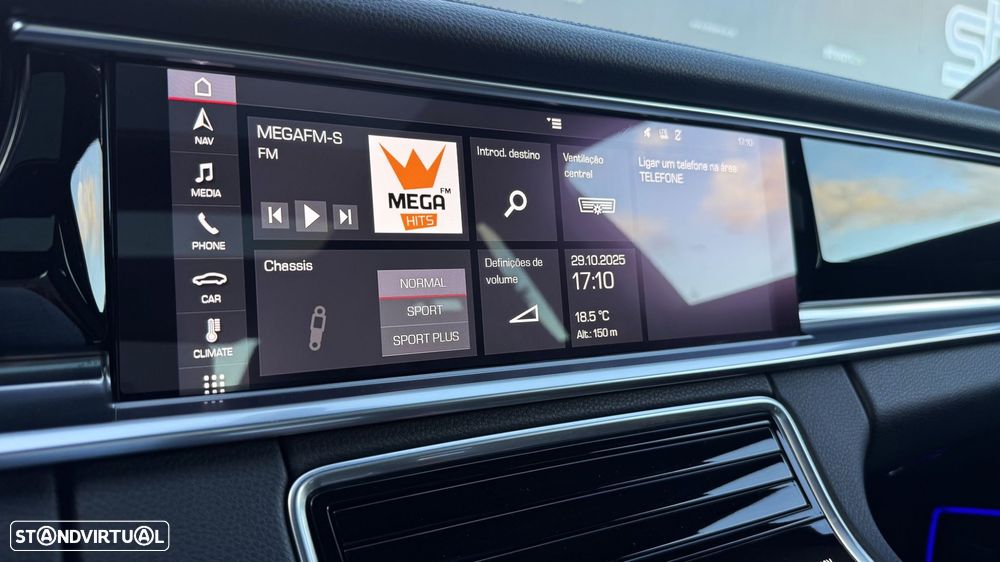 Porsche Panamera 4 E-Hybrid Platinum Edition - 17