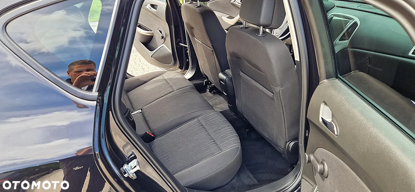 Opel Astra 1.4 Turbo Color Edition - 20