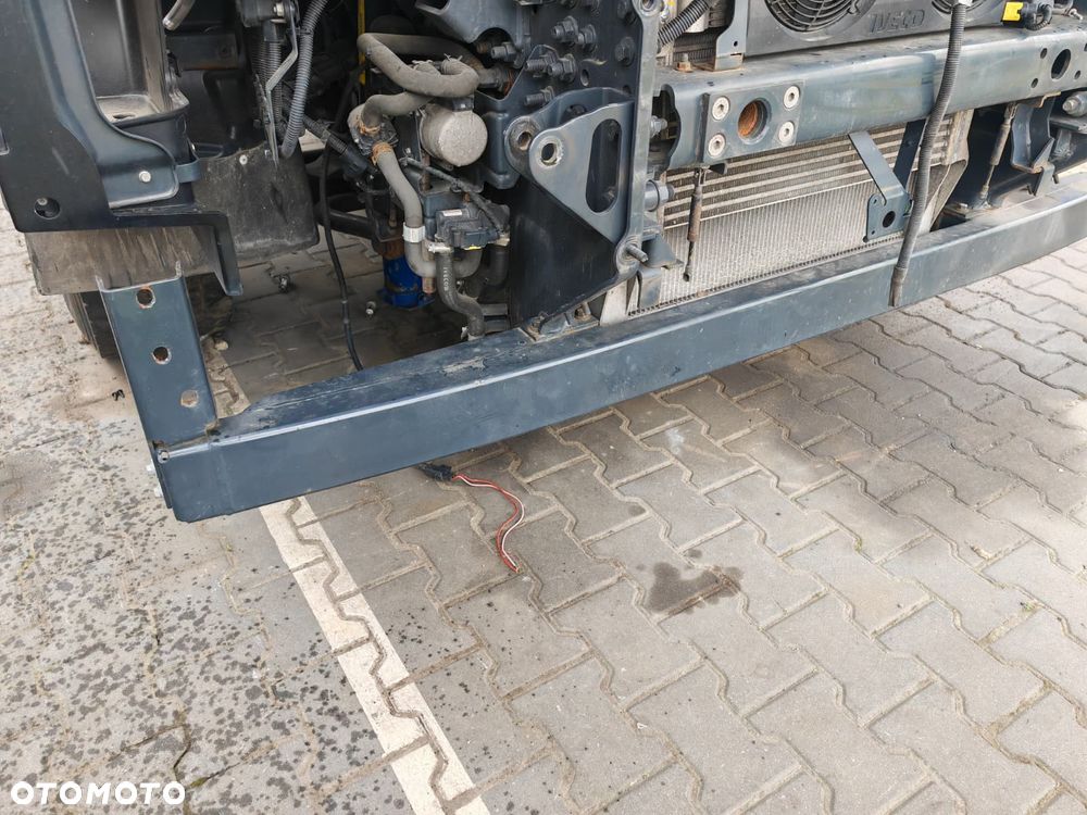 BELKA WZMOCNIENIE ZDERZAKA PRZEDNIEGO IVECO S-WAY 19- - 7
