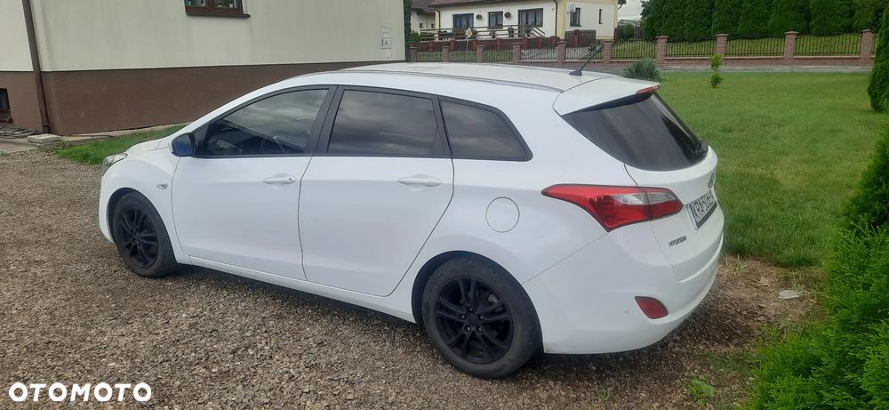 Hyundai i30 1.6 CRDi BlueDrive Classic - 5