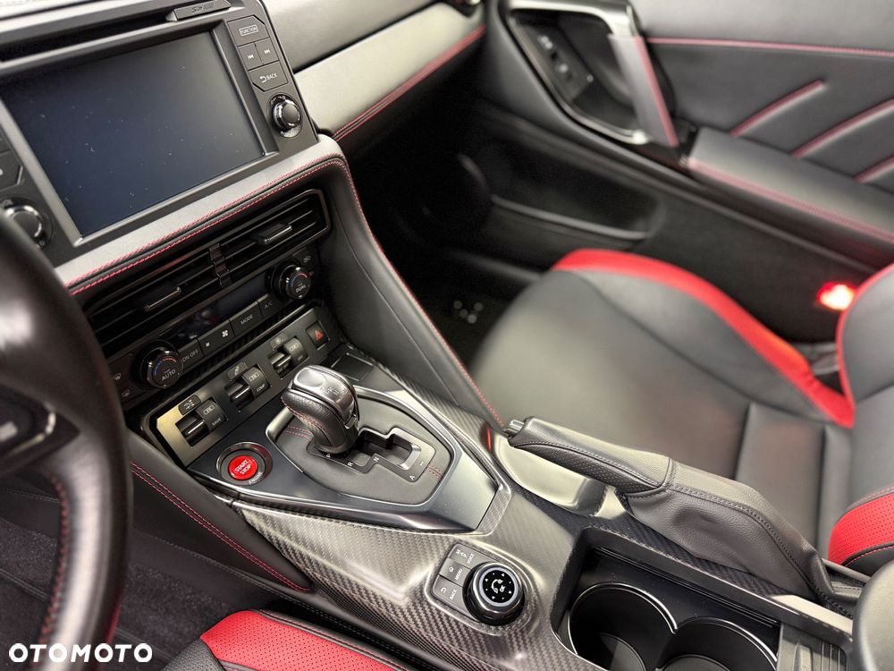 Nissan GT-R Black Edition - 24