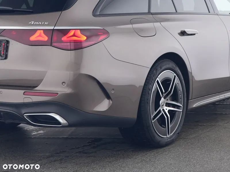 Mercedes-Benz Klasa E 300 de 4Matic T 9G-TRONIC AMG Line - 4