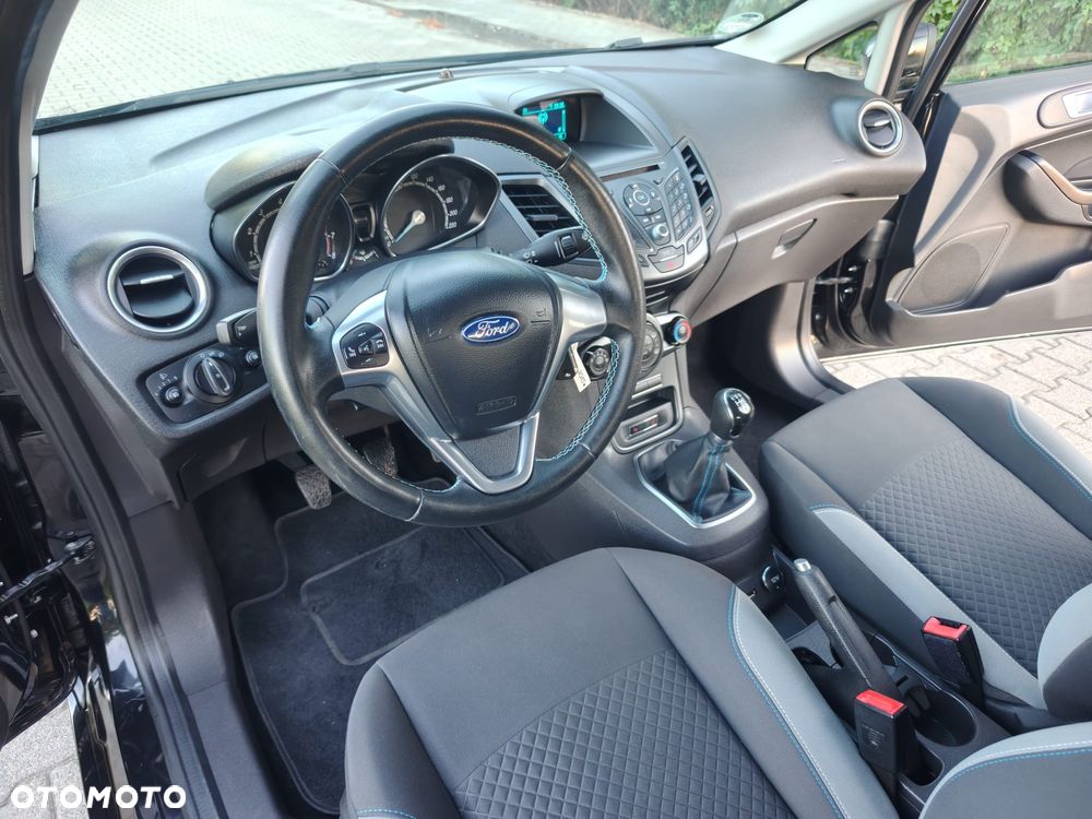 Ford Fiesta 1.0 EcoBoost STart-Stop ST-LINE - 22
