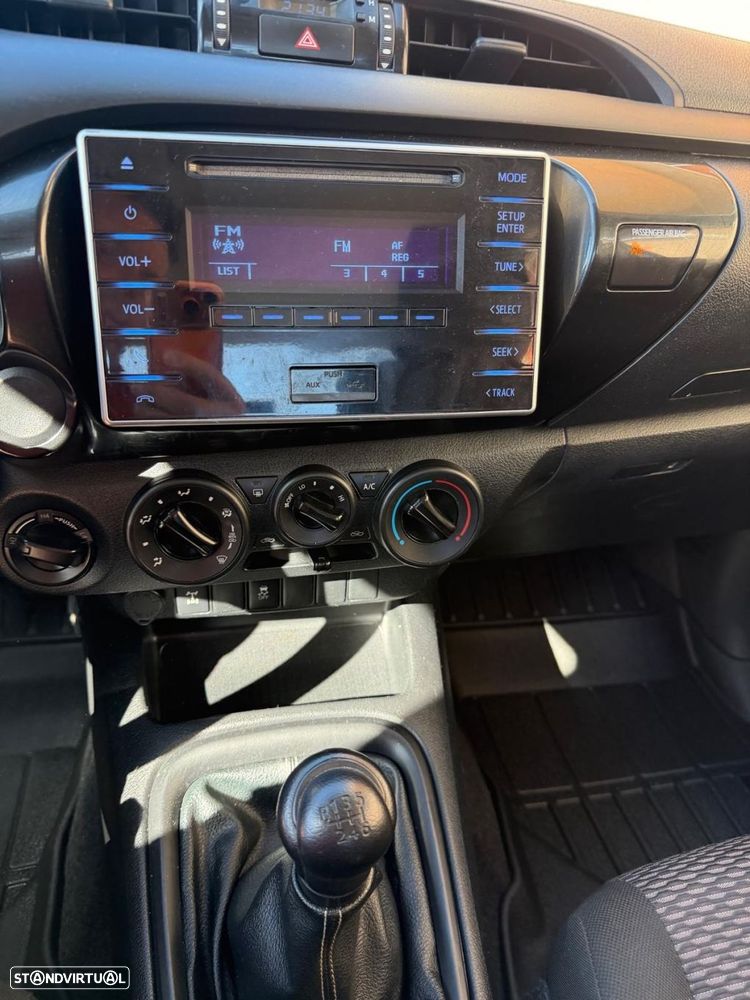 Toyota Hilux 2020 photo 5