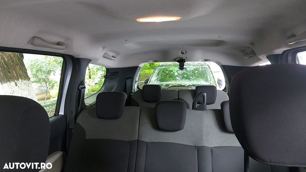 Dacia Lodgy 1.5 dCi Laureate - 13