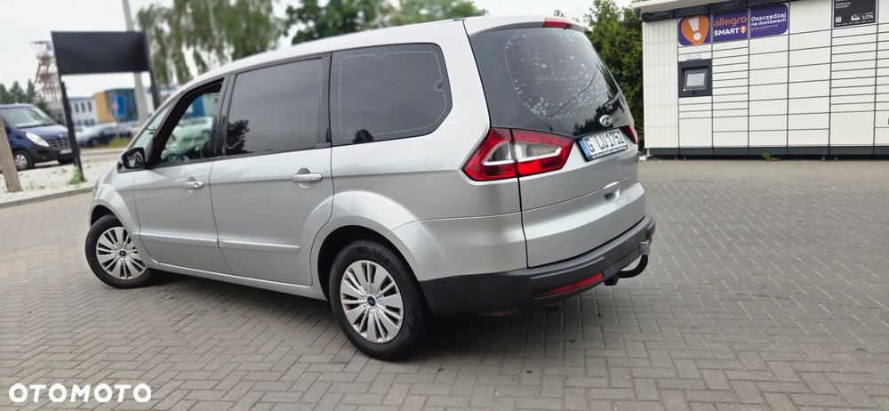 Ford Galaxy 2.0 TDCi Ghia - 10