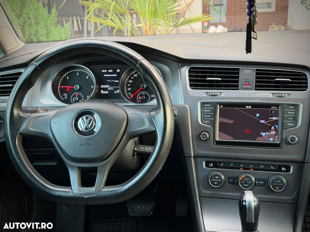 Volkswagen Golf 1.6 TDI BlueMotion Technology DSG Comfortline - 21