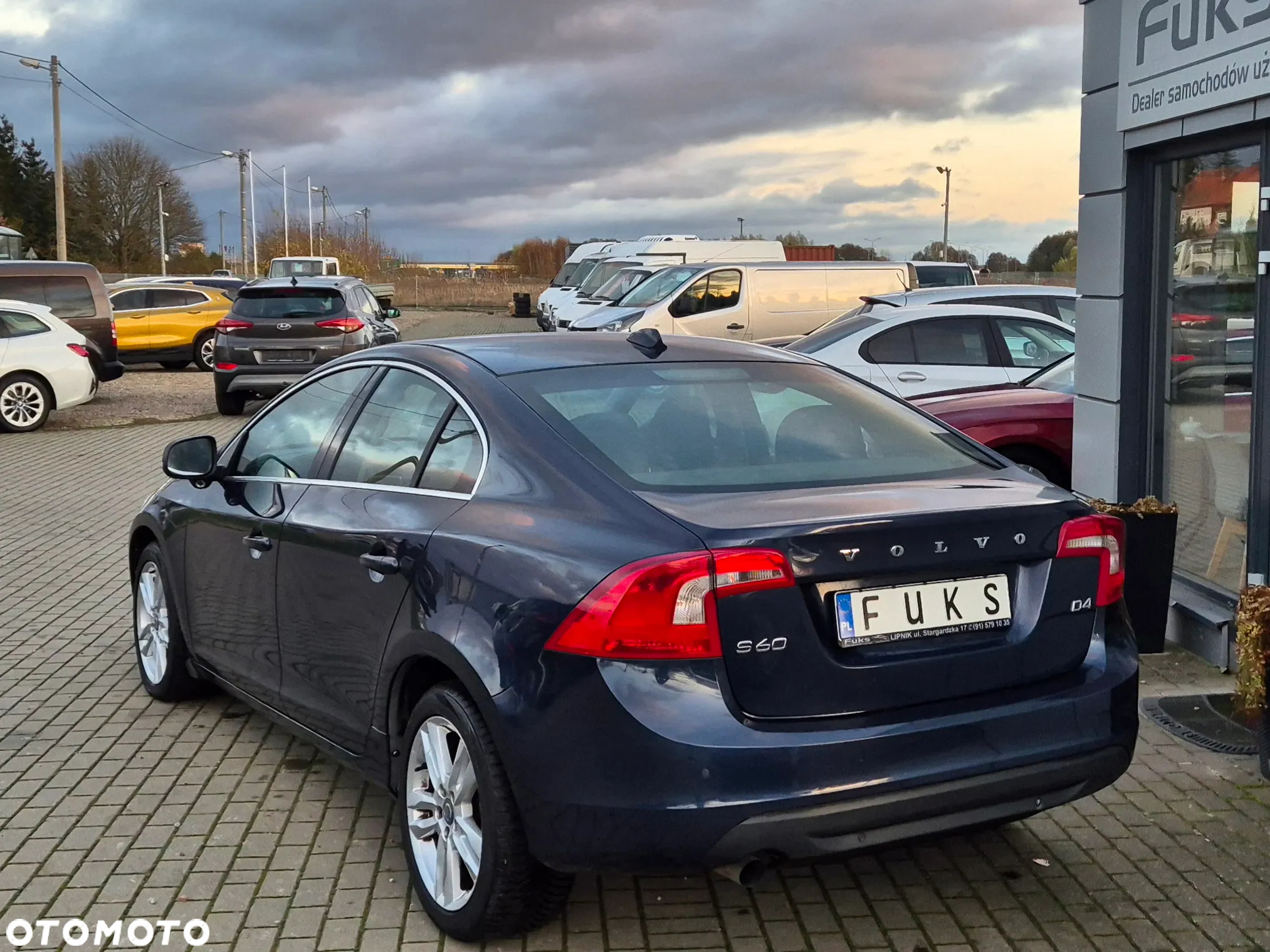 Volvo S60 D4 Momentum - 9