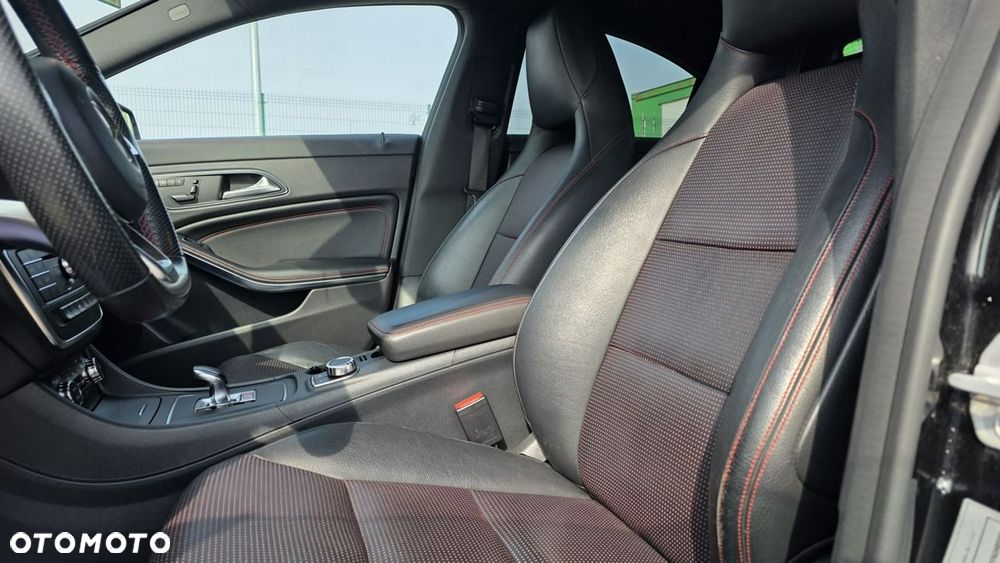 Mercedes-Benz CLA - 22