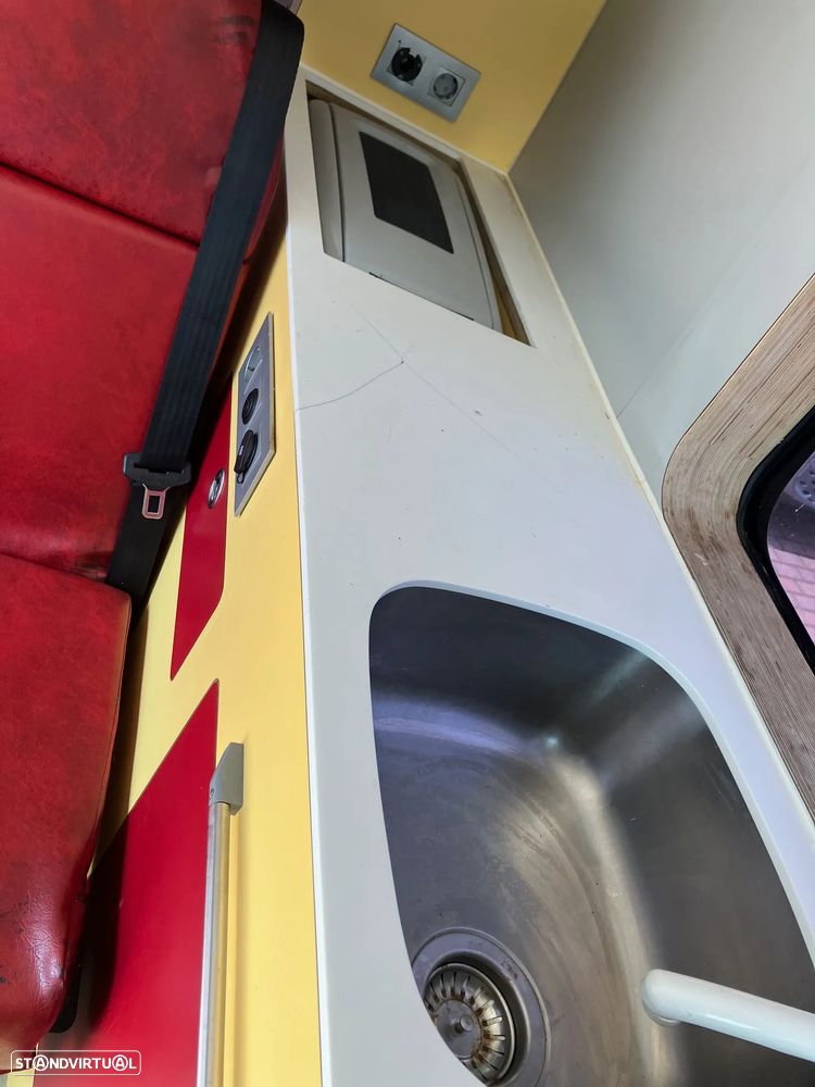 Fiat Ducato Fiat Ducato Campervan | 2 Dormidas | Cozinha | Pronto para Viajar - 17