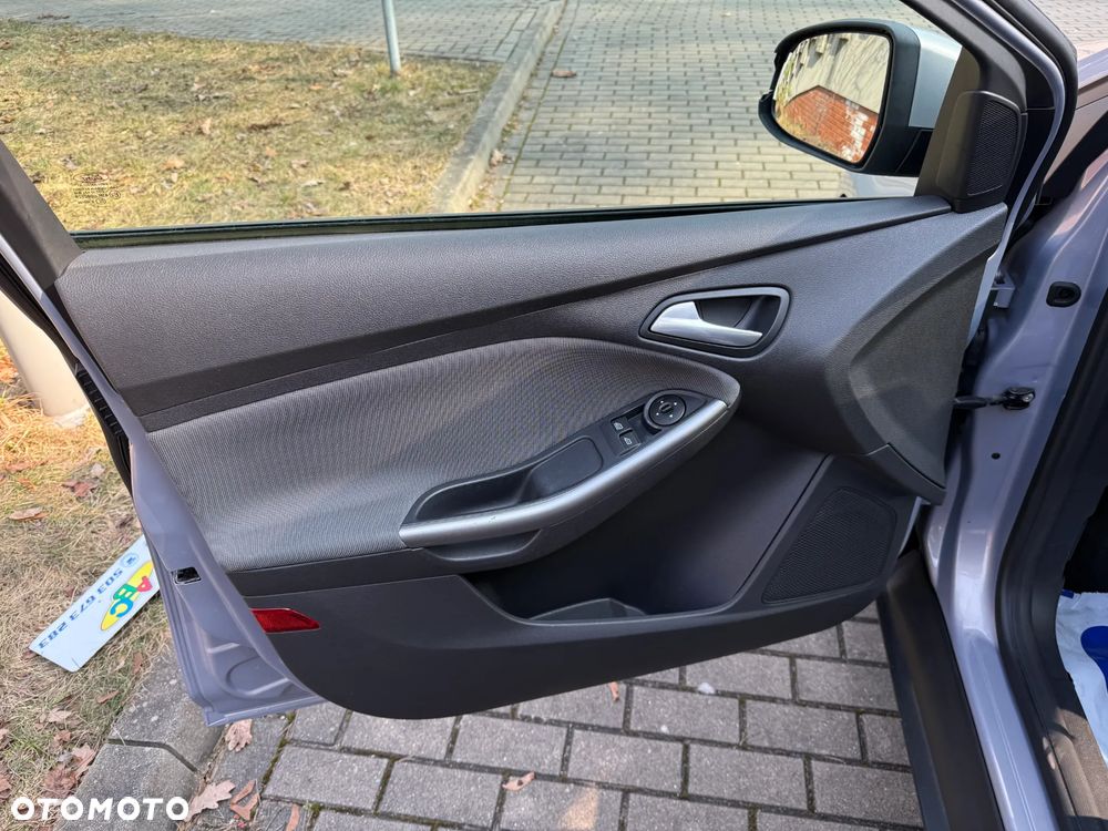 Ford Focus - 20