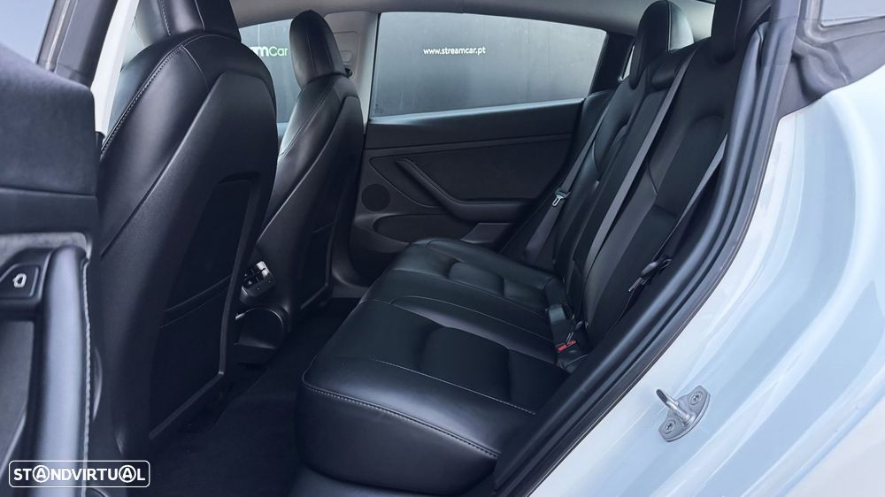 Tesla Model 3 Performance Dual Motor AWD - 31