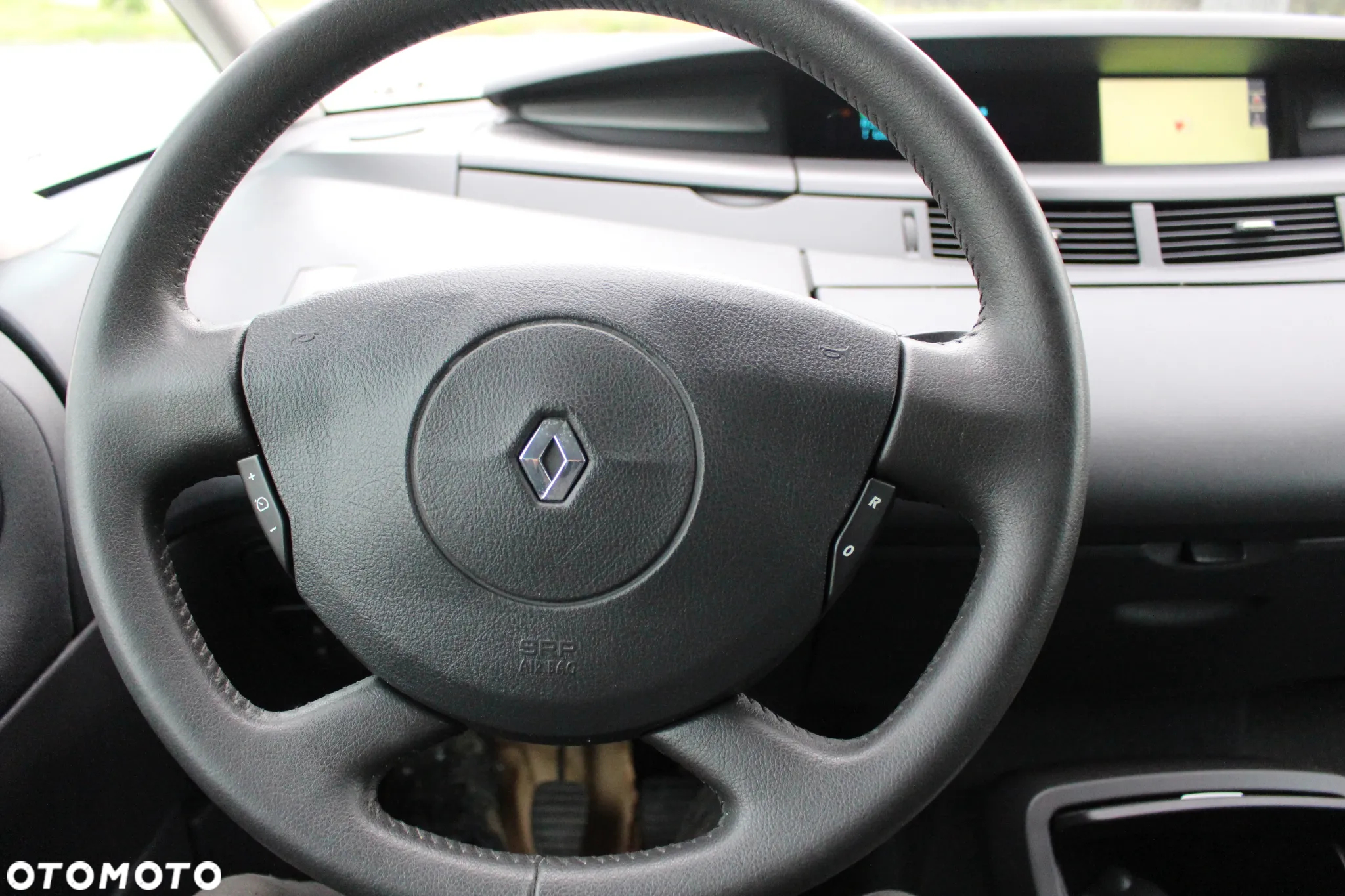 Renault Espace 2.0 Avantage - 12