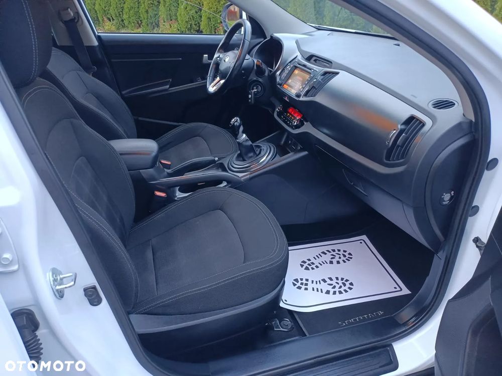 Kia Sportage - 16