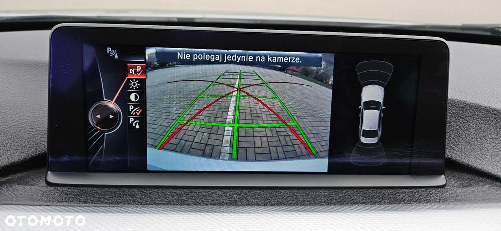 BMW Seria 3 320d xDrive Sport-Aut Luxury Line - 17