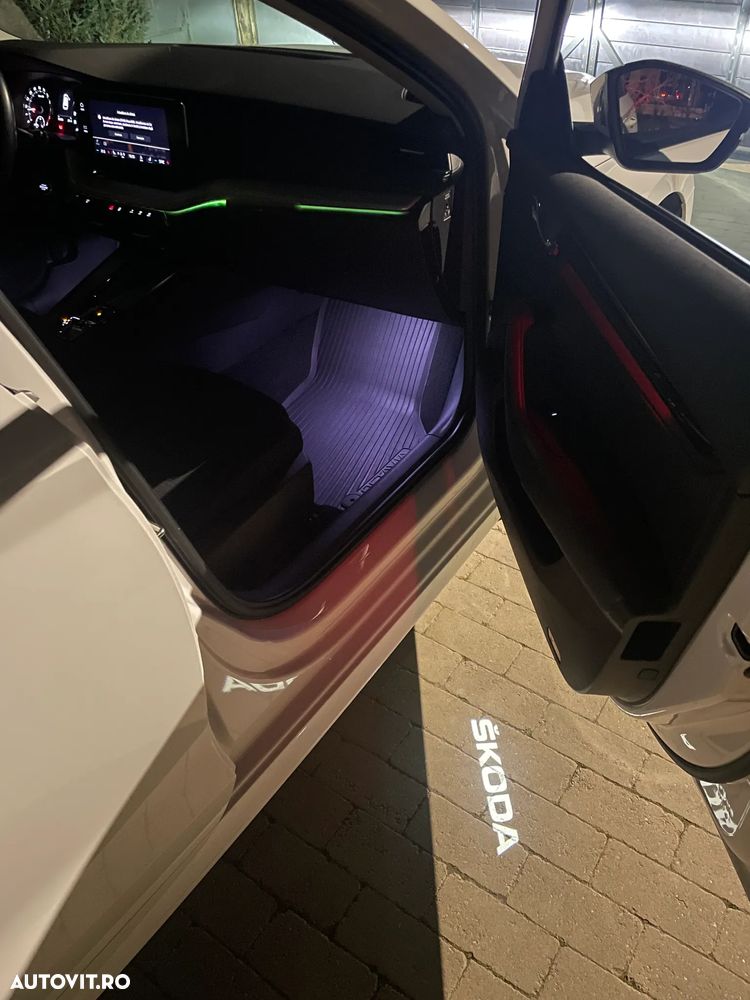 Skoda Octavia 2.0 TDI DSG Ambition - 26