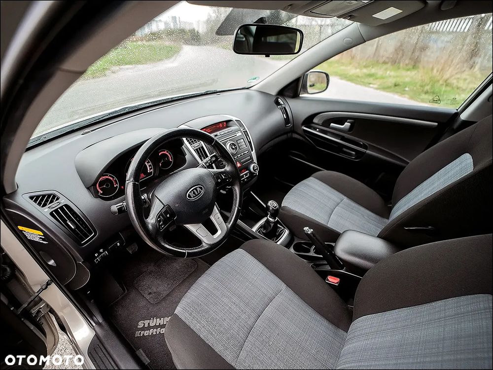 Kia Ceed - 5